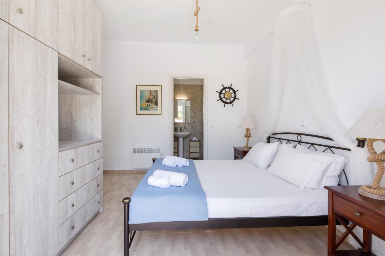 Cycladic Villa With Sea View! Ioulis Bagian luar foto
