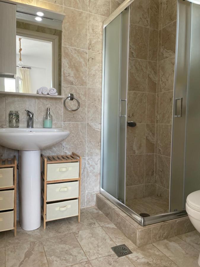 Cycladic Villa With Sea View! Ioulis Bagian luar foto